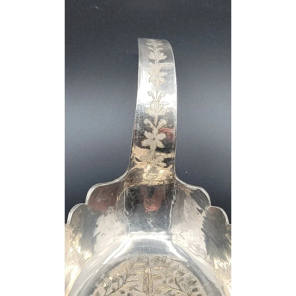 Vintage Z.Y. India Etched Silver Tone Metal Dish Basket‎ Handle Scalloped 11